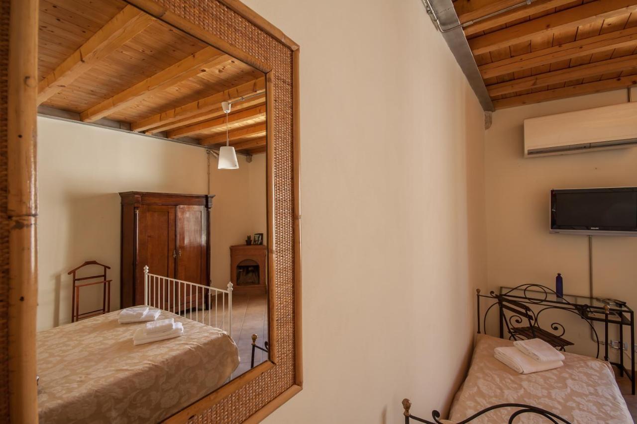 Uffizi - Flo Apartments Firenze Bagian luar foto